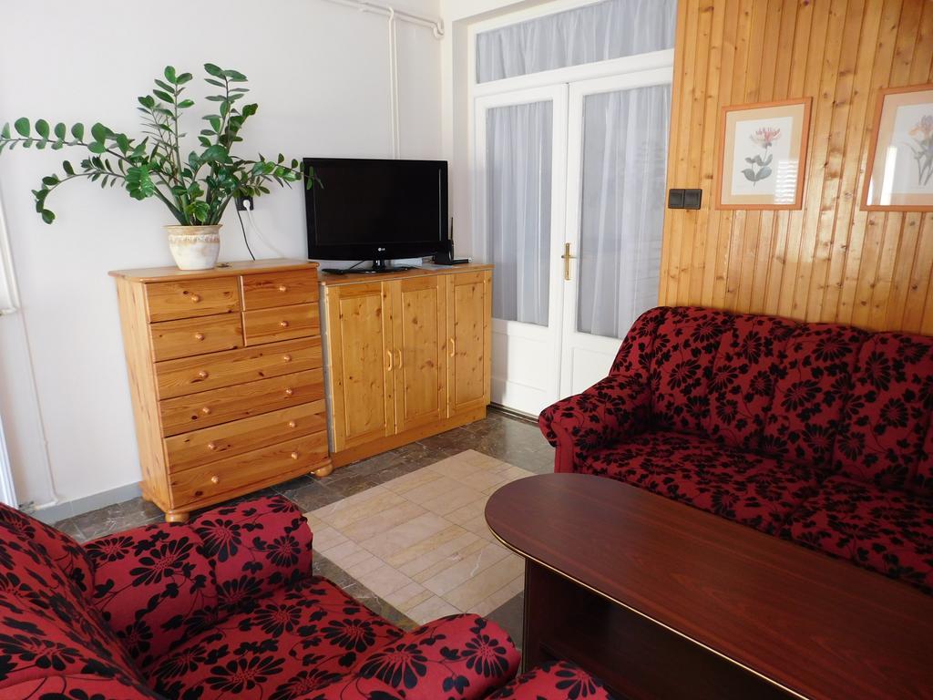 Xxl Apartman Zalakaros Exterior foto